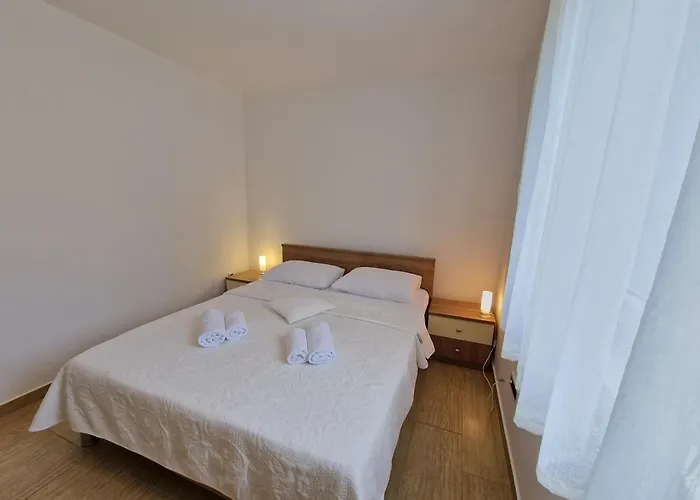 Maslina * Baška